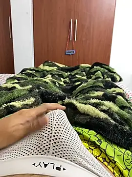 dantedesirexx online show from 01-30-25, 04:58