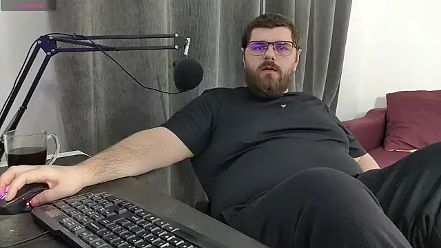 Snapshot of KingMarti chatting on 10-05-25, 06:45 KingMarti online show from 10-05-25, 06:45