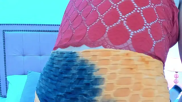 CarolinaGlamour online show from 03-16-25, 07:06