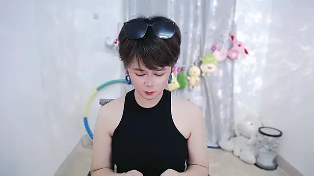 Fan ting online show from 09-16-25, 01:12