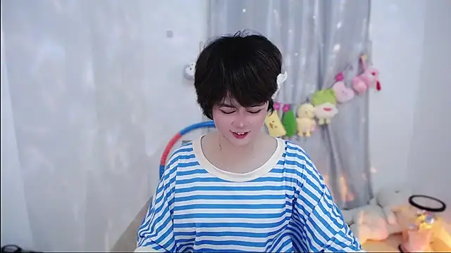 Fan ting online show from 10-19-25, 02:01