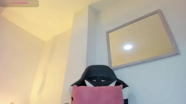 evelin leroy online show from 03-12-26, 12:11