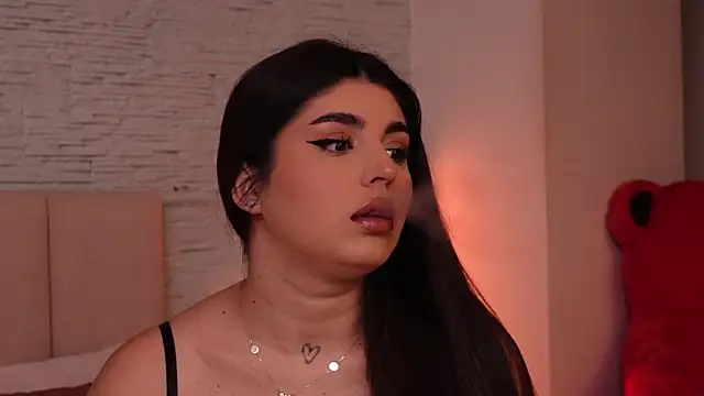 RachelSwaan online show from 12-30-24, 06:20