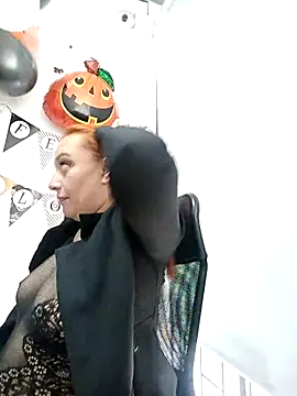 RoxieJackson online show from 10-21-25, 01:01