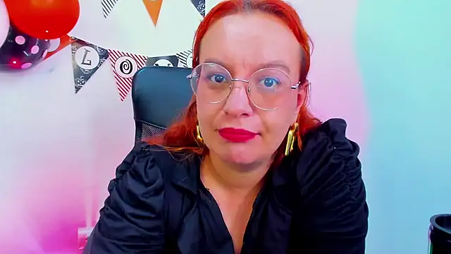 RoxieJackson online show from 10-29-25, 04:42