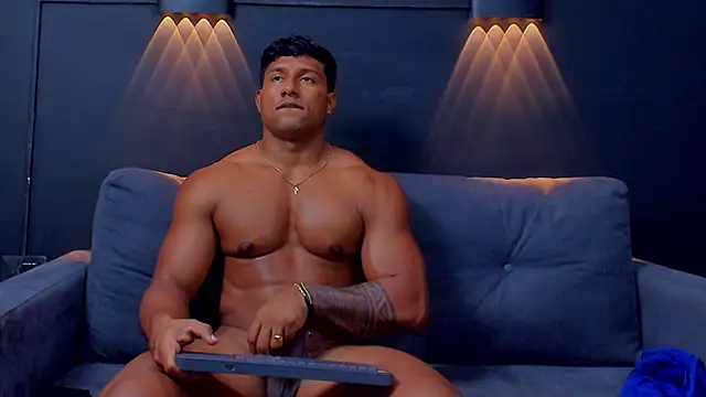 Snapshot of CallumMuscle chatting on 02-06-25, 07:02 CallumMuscle online show from 02-06-25, 07:02