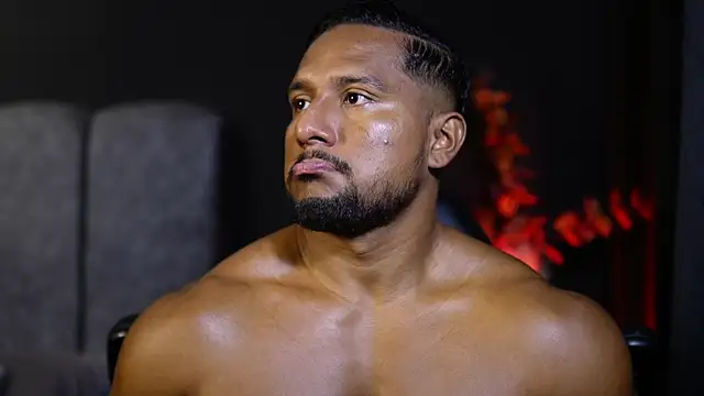 CallumMuscle online show from 11-17-25, 10:54