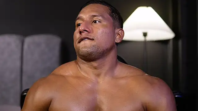 CallumMuscle online show from 11-27-25, 04:09