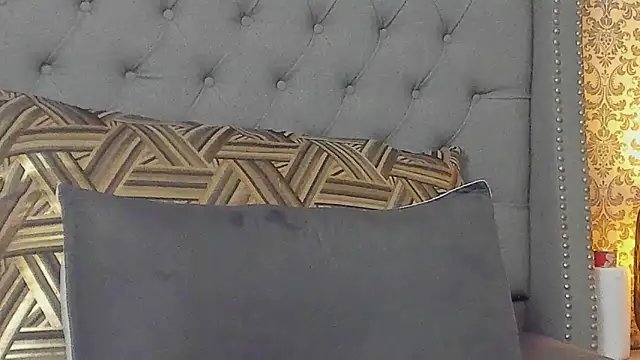 evafoxs online show from 03-13-25, 04:23