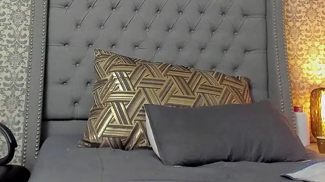 evafoxs online show from 03-13-25, 07:28