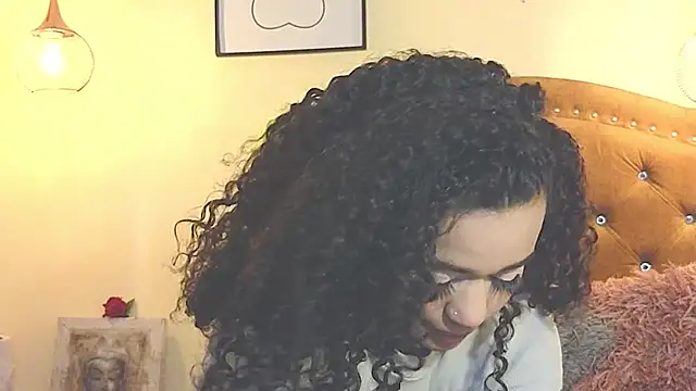 evafoxs online show from 11-22-25, 11:04