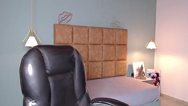 Snapshot of AlejooTwink chatting on 01-22-25, 07:24 AlejooTwink online show from 01-22-25, 07:24