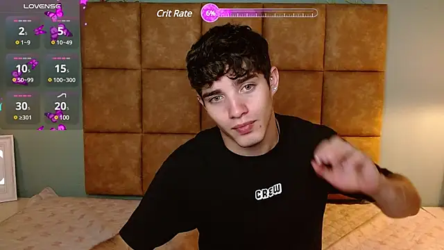 Snapshot of AlejooTwink chatting on 03-11-25, 06:52 AlejooTwink online show from 03-11-25, 06:52