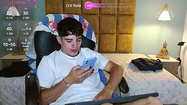 Snapshot of AlejooTwink chatting on 03-19-25, 10:20 AlejooTwink online show from 03-19-25, 10:20