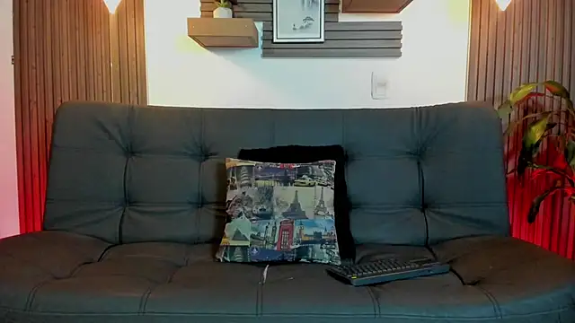 Layla 707 online show from 09-25-25, 11:52