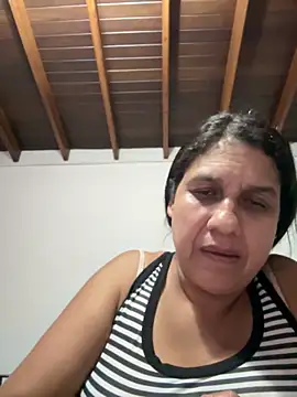 Snapshot of siri_duque chatting on 05-05-26, 12:18 siri duque online show from 05-05-26, 12:18