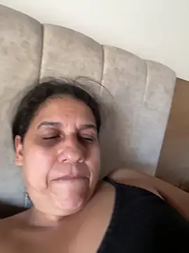 Snapshot of siri_duque chatting on 05-15-26, 04:58 siri duque online show from 05-15-26, 04:58