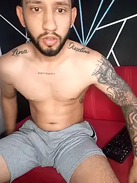 Snapshot of maxXximo777 chatting on 12-11-24, 08:50 maxXximo777 online show from 12-11-24, 08:50