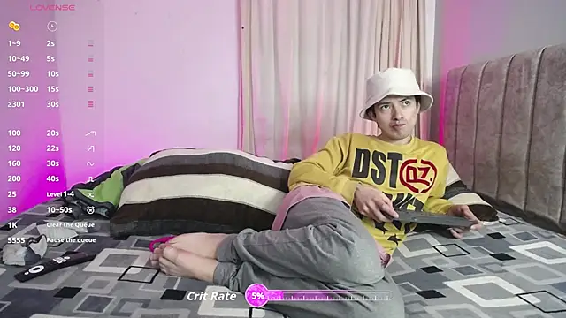 Yellowpokemon23 online show from 09-17-25, 09:49