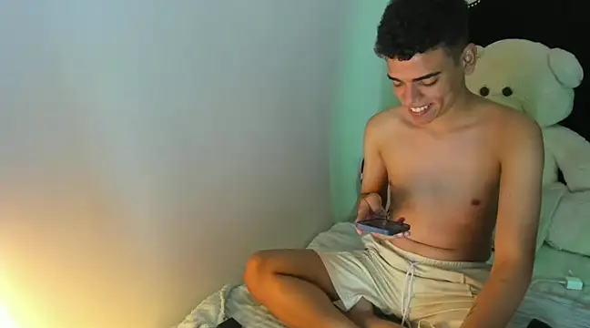 Leo bunny hot online show from 12-17-24, 04:12