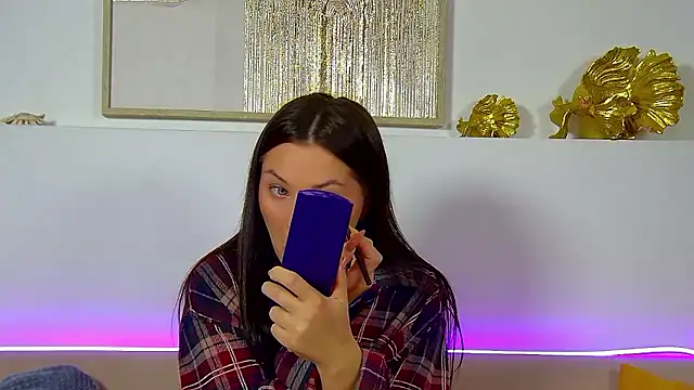 AlexandraBloom online show from 11-06-25, 06:20