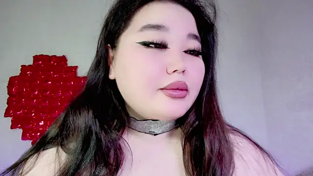 amina moonlightt online show from 02-18-25, 03:21