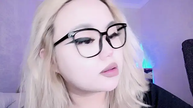 Snapshot of amelia_sunlight chatting on 12-16-24, 12:26 amelia sunlight online show from 12-16-24, 12:26