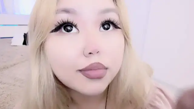 Snapshot of amelia_sunlight chatting on 03-15-25, 04:35 amelia sunlight online show from 03-15-25, 04:35