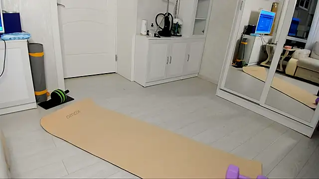 Pawsitive Panther online show from 12-26-24, 02:27