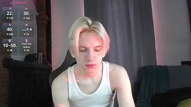 Snapshot of Ron_Vils chatting on 02-27-25, 05:13 Ron Vils online show from 02-27-25, 05:13