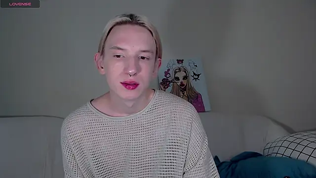 Snapshot of Ron_Vils chatting on 09-24-25, 06:28 Ron Vils online show from 09-24-25, 06:28