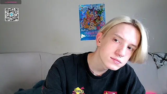 Snapshot of Ron_Vils chatting on 09-30-25, 10:20 Ron Vils online show from 09-30-25, 10:20