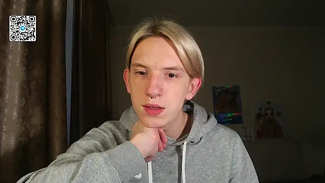 Snapshot of Ron_Vils chatting on 10-06-25, 09:29 Ron Vils online show from 10-06-25, 09:29