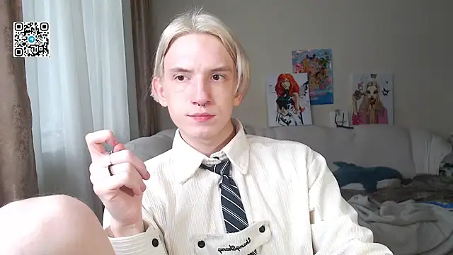 Snapshot of Ron_Vils chatting on 10-14-25, 08:48 Ron Vils online show from 10-14-25, 08:48