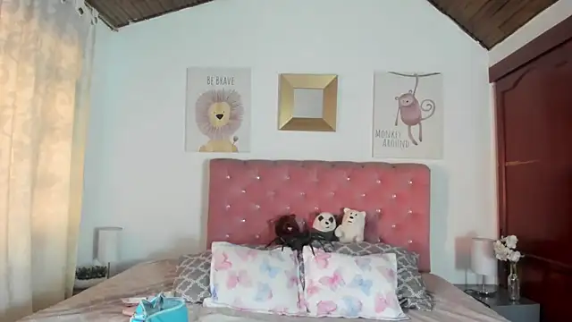 CelessteRedds online show from 10-09-25, 11:30