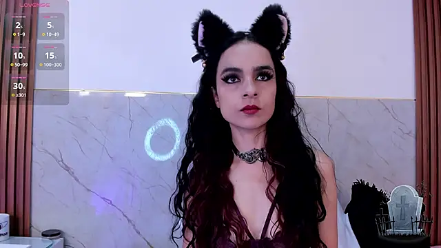 Alice noir online show from 02-06-25, 02:48