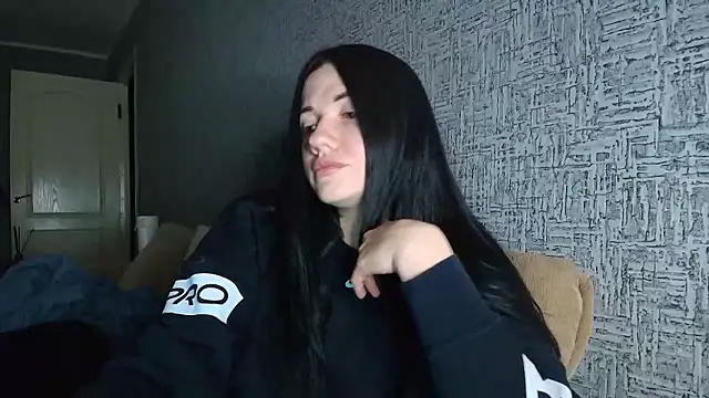 Liana diva online show from 01-12-26, 04:23