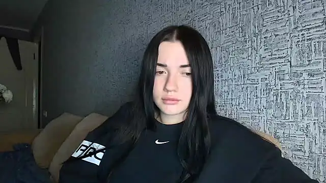 Liana diva online show from 02-16-26, 03:41