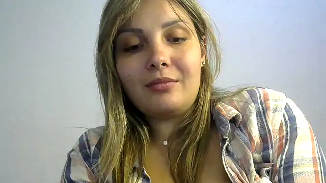 Snapshot of Iskor_ka chatting on 12-12-24, 07:26 Iskor ka online show from 12-12-24, 07:26