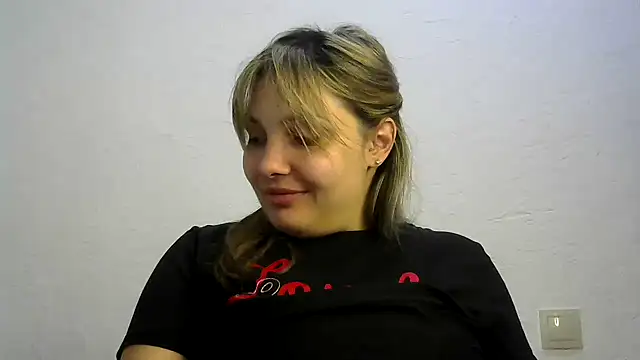 Snapshot of Iskor_ka chatting on 12-18-24, 07:26 Iskor ka online show from 12-18-24, 07:26