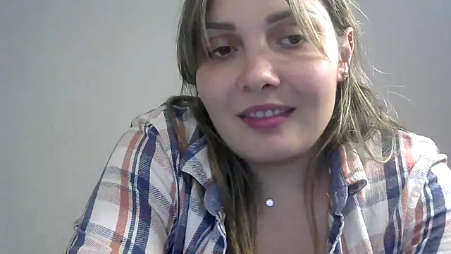 Snapshot of Iskor_ka chatting on 01-10-25, 06:17 Iskor ka online show from 01-10-25, 06:17