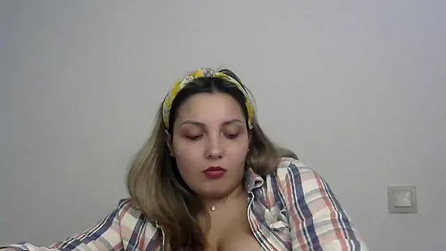 Snapshot of Iskor_ka chatting on 01-11-25, 06:01 Iskor ka online show from 01-11-25, 06:01