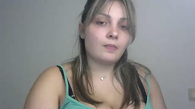 Snapshot of Iskor_ka chatting on 01-22-25, 04:02 Iskor ka online show from 01-22-25, 04:02