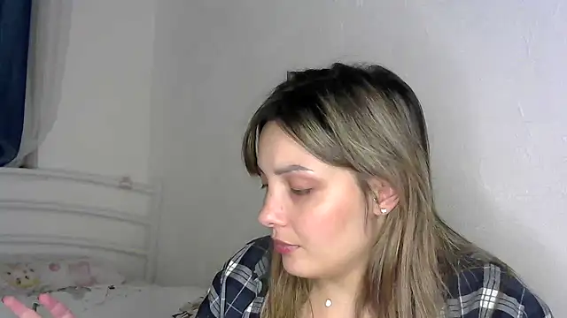 Snapshot of Iskor_ka chatting on 02-10-25, 09:36 Iskor ka online show from 02-10-25, 09:36