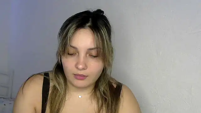 Snapshot of Iskor_ka chatting on 03-05-25, 09:27 Iskor ka online show from 03-05-25, 09:27