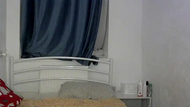 Snapshot of Iskor_ka chatting on 11-15-25, 10:59 Iskor ka online show from 11-15-25, 10:59