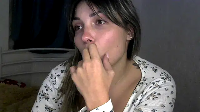 Snapshot of Iskor_ka chatting on 11-16-25, 06:57 Iskor ka online show from 11-16-25, 06:57