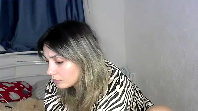 Snapshot of Iskor_ka chatting on 12-04-25, 08:39 Iskor ka online show from 12-04-25, 08:39