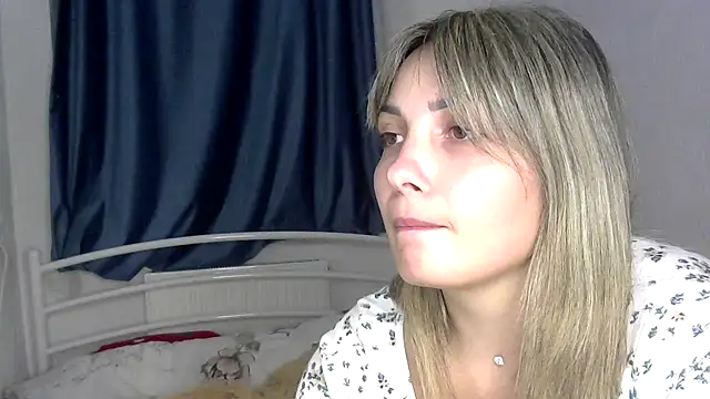 Snapshot of Iskor_ka chatting on 12-17-25, 07:31 Iskor ka online show from 12-17-25, 07:31