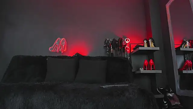 DelaneyStone online show from 12-02-25, 08:04